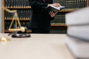 VIOLENZA SESSUALE: SVELARE LE CONTRADDIZIONI E LE AMPLIFICAZIONI DELL'ACCUSA