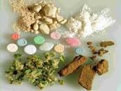 PENALE/ Legge STUPEFACENTI Incostituzionale la legge droga che non distingue tra droghe pesanti e leggere